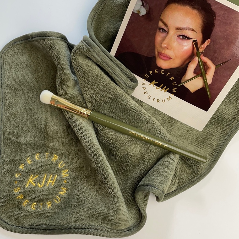 Katie Jane Hughes x Spectrum Brushes #07 KJH